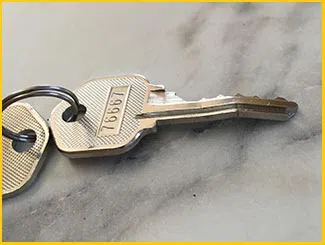 Bronze Locksmith Store  Belmont, CA 650-235-1918 - 14-50-broken-key